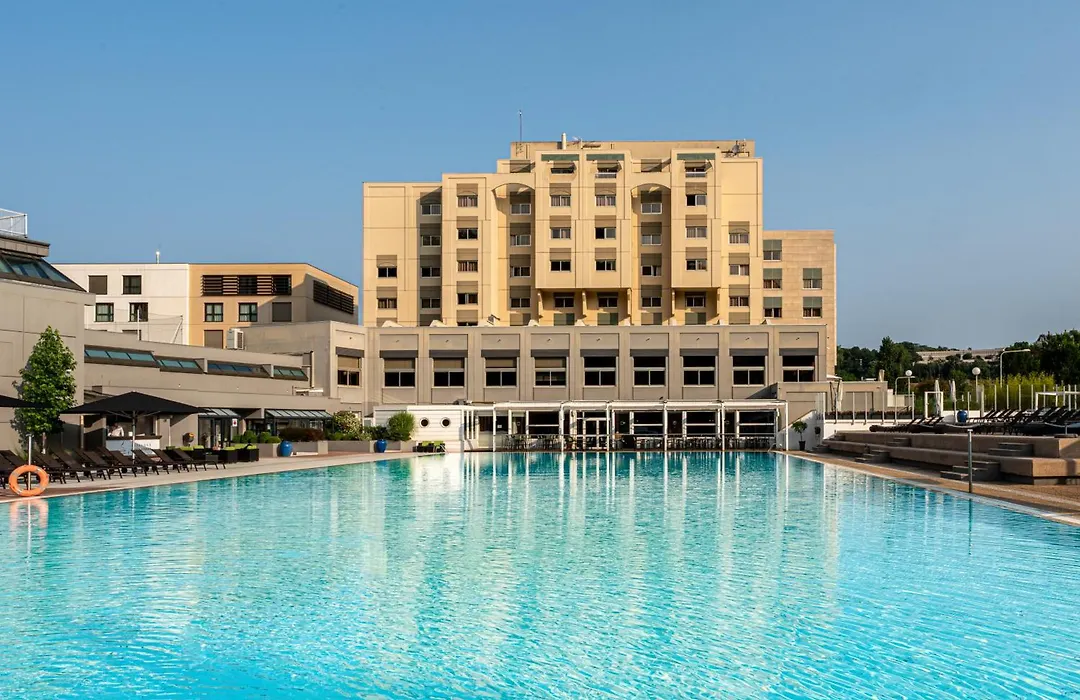 Hotel Lyon Metropole & Spa-1